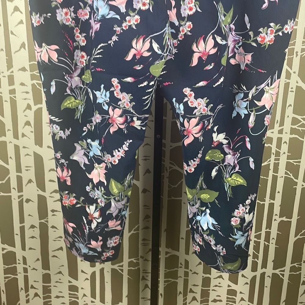 Terra & Sky Floral Print Ankle Pant 4X (28W-30W) - Picture 10 of 11